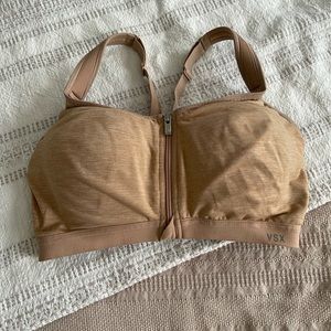 Victoria’s Secret Sports Bra 34D
